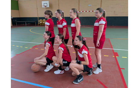 🩷 Nos équipes en rose pour soutenir Octobre Rose